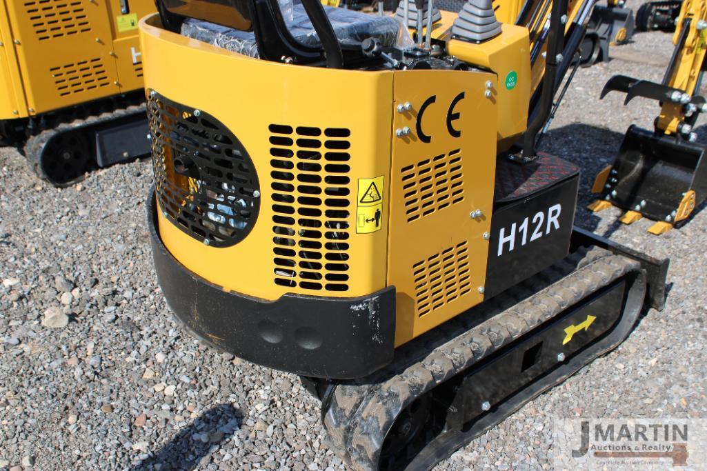 AGT Industrial H12R mini excavator