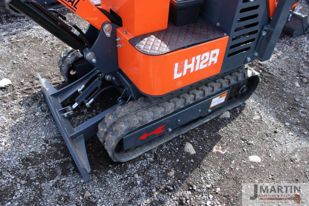 AGT Industrial LH12R mini excavator