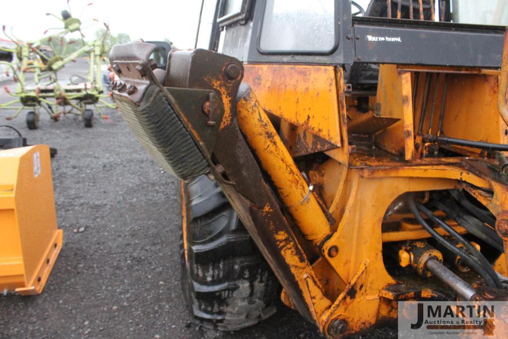 1980 Case 580C Back hoe