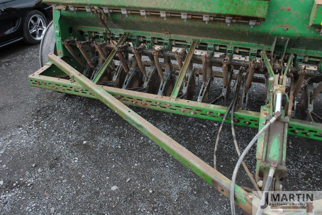 JD 450 Series 12' grain drill