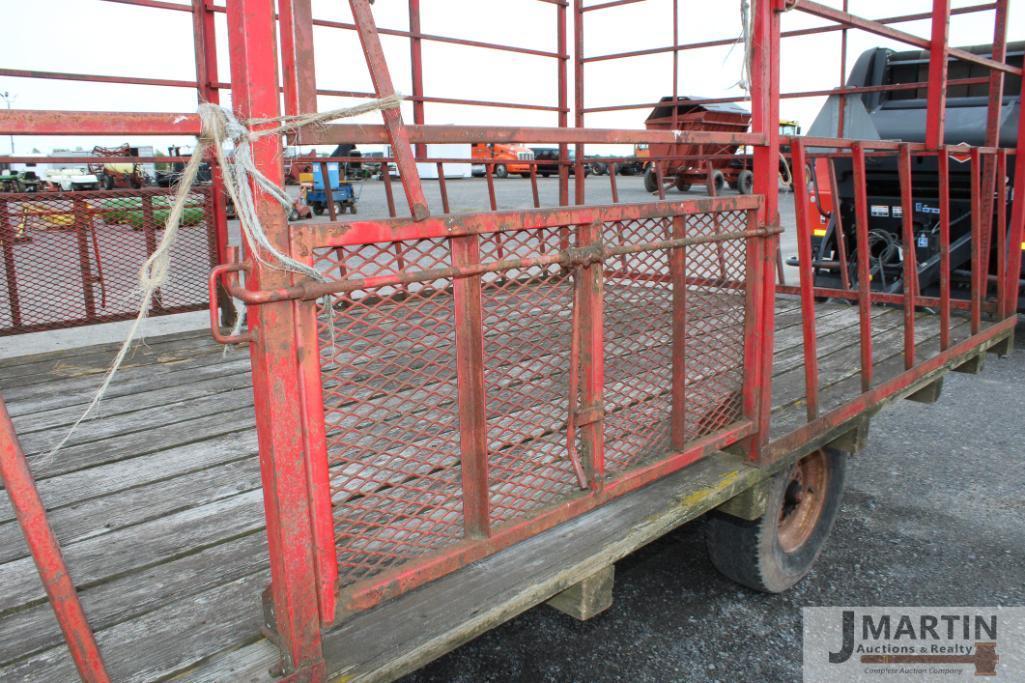 Pequea 918 8.5'x 18' hay wagon