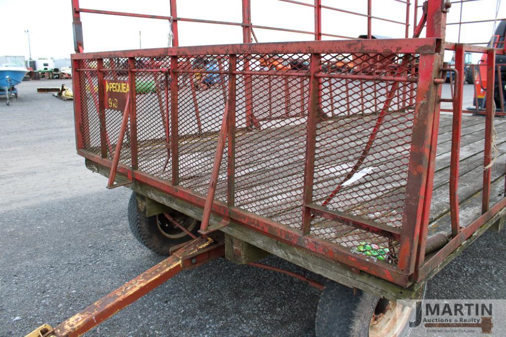 Pequea 918 8.5'x 18' hay wagon