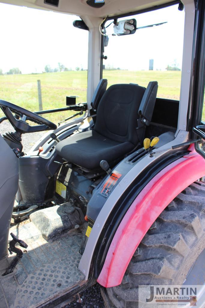 Mahindra 158 HST tractor/loader/backhoe