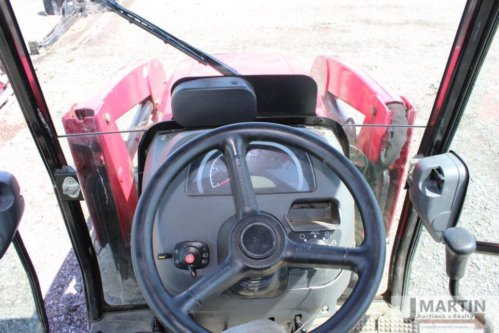 Mahindra 158 HST tractor/loader/backhoe