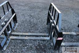 Kivel...3500# skid mount pallet forks