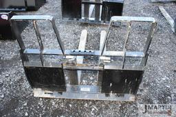 Kivel 4200# skid mount pallet forks