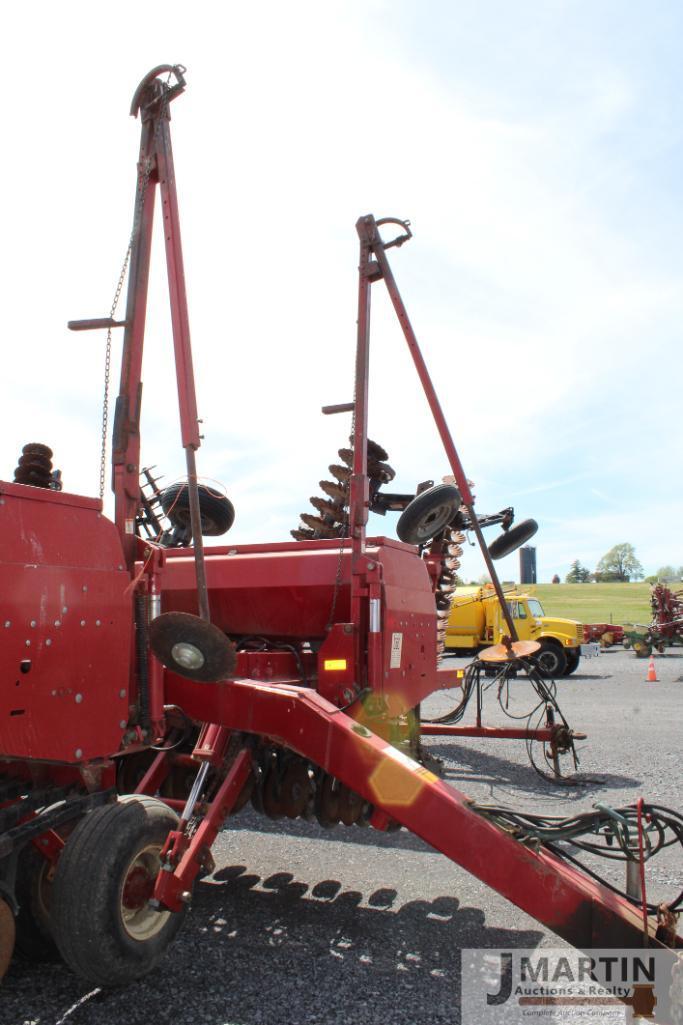 CIH 5500 mulch/till 30'grain drill