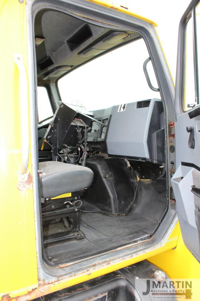 1994 Int 4900 truck
