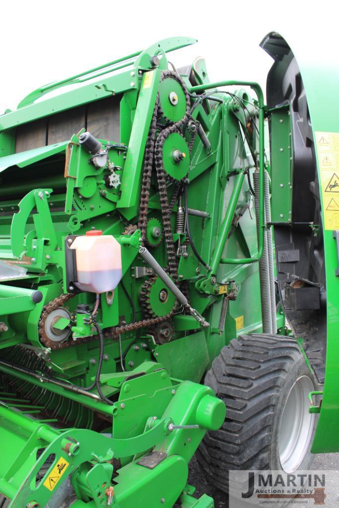 2016 McHale V660 round baler