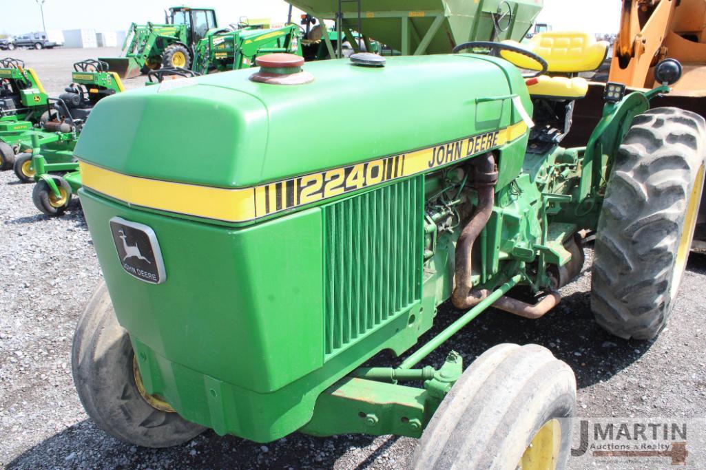 JD 2240 tractor