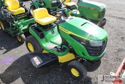 2022 JD S100 lawn tractor