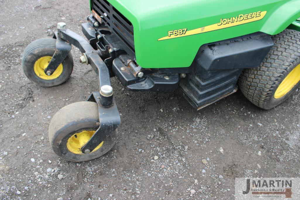 JD Ztrack F687 front mount zero turn