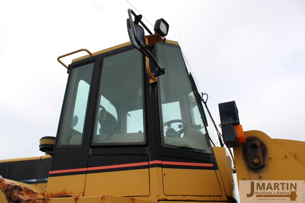 Cat 960F wheel loader