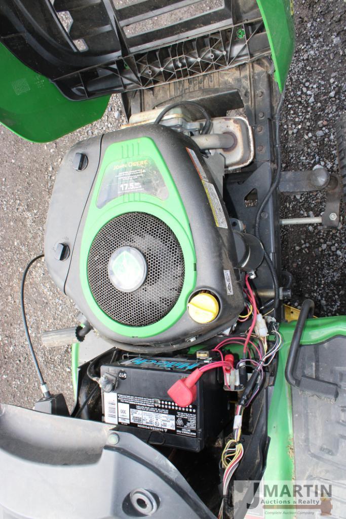 JD E100 riding mower