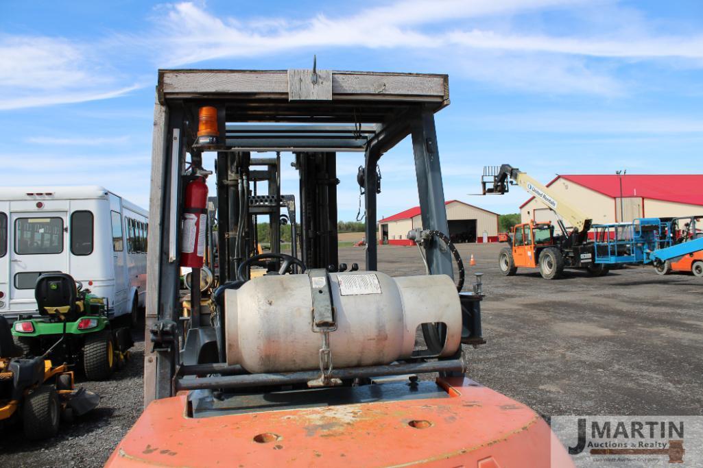 Toyota 7FGU35 forklift