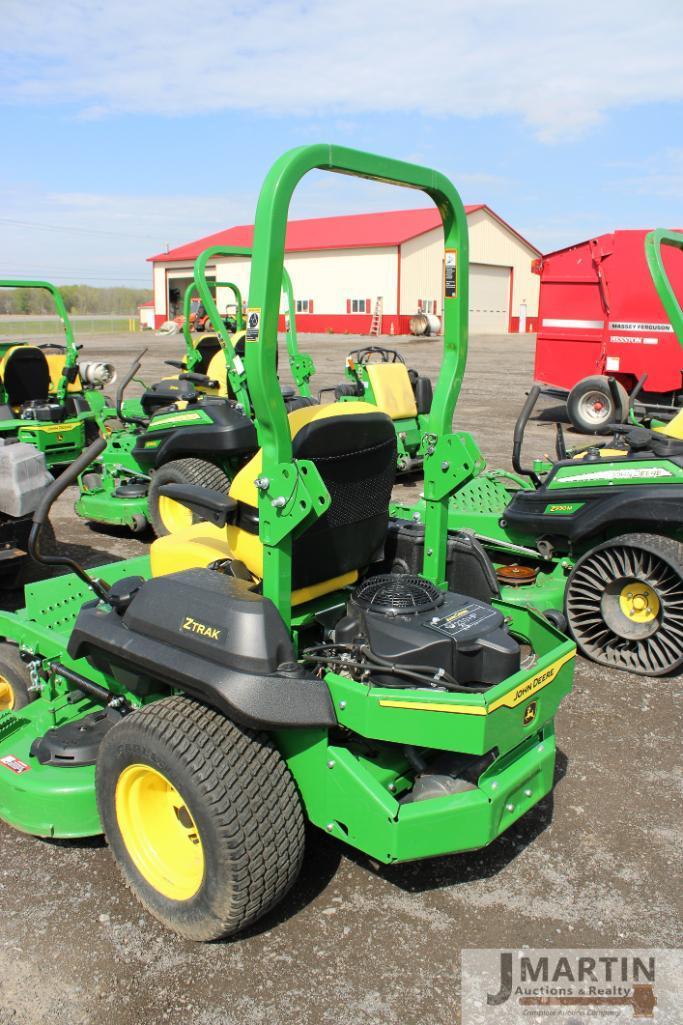 2022 JD Z720E zero turn