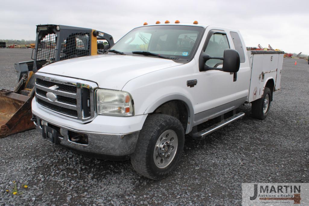 2005 Ford F250 service truck