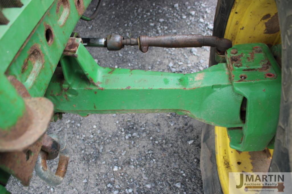 JD 6200 tractor w/ JD 640 loader