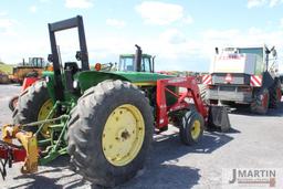 JD 2940 tractor w/ Westendorf WL-42 loader
