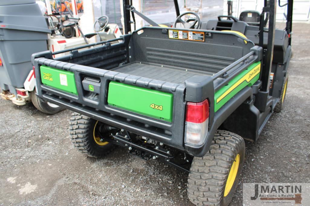 2022 JD XUV865M gator