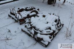 Lot of chisel springs & axles