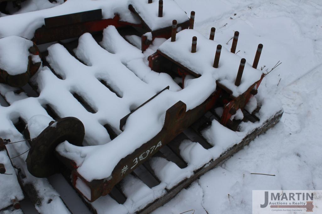 Lot of chisel springs & axles