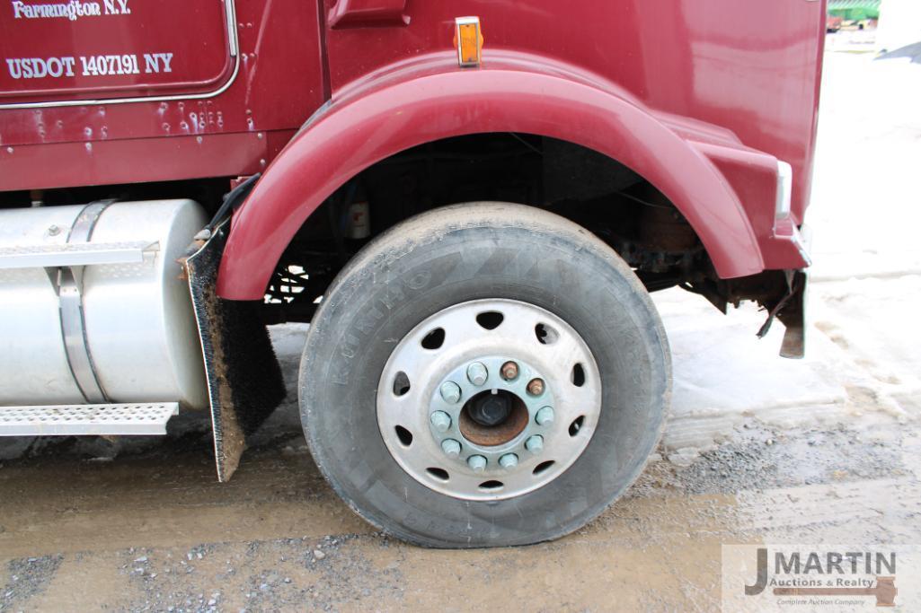 1998 Kenworth semi tractor
