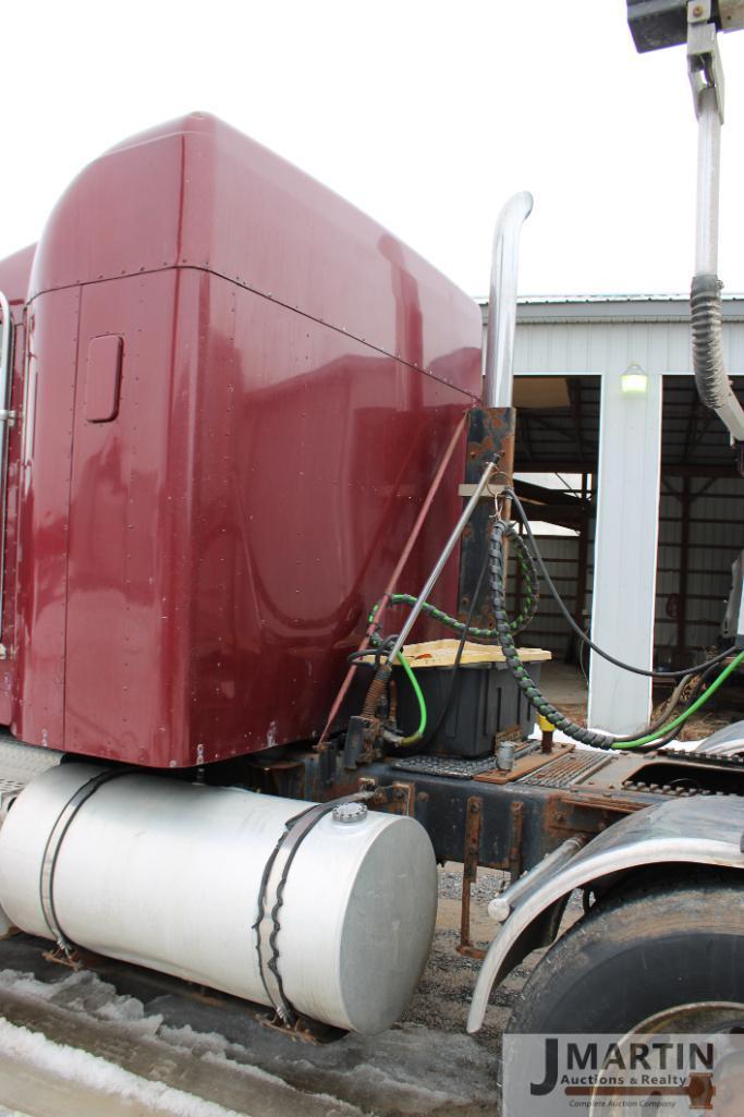 1998 Kenworth semi tractor