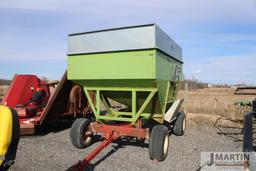 Parker 2000 gravity wagon