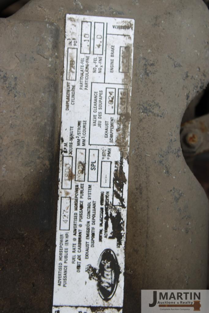 2000 Mack RD6 roll-off truck