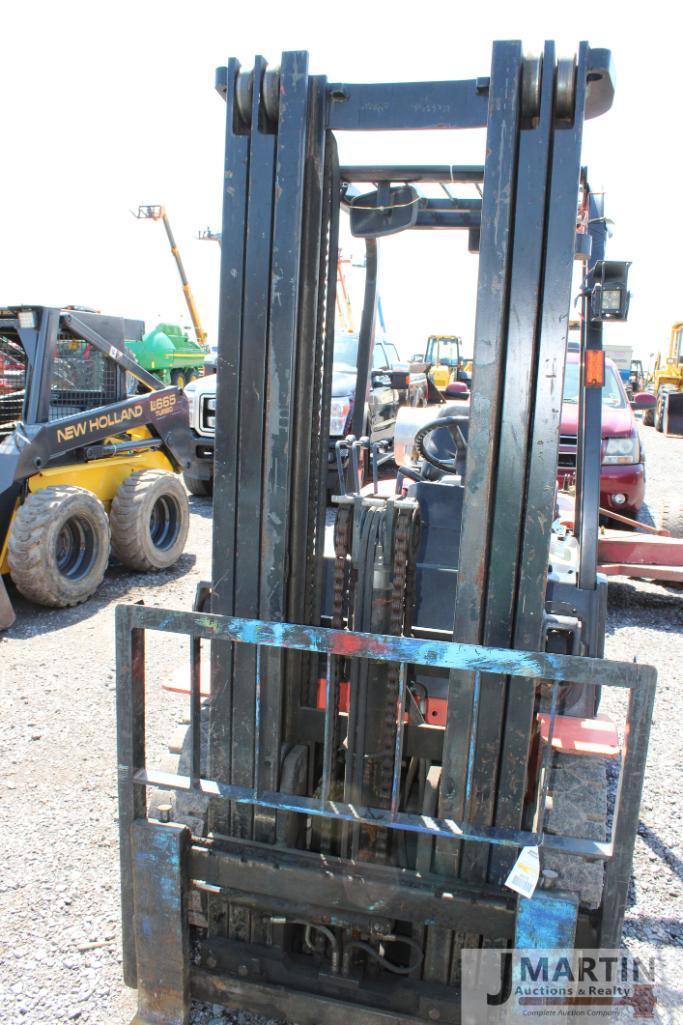 Utilee UT25P forklift