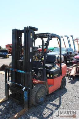 Utilee UT25P forklift