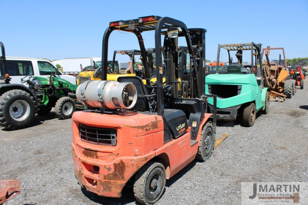 Utilee UT25P forklift