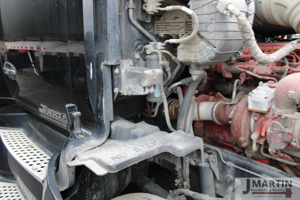 2019 Kenworth T680 semi