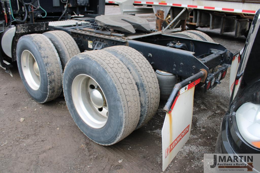 2019 Kenworth T680 semi