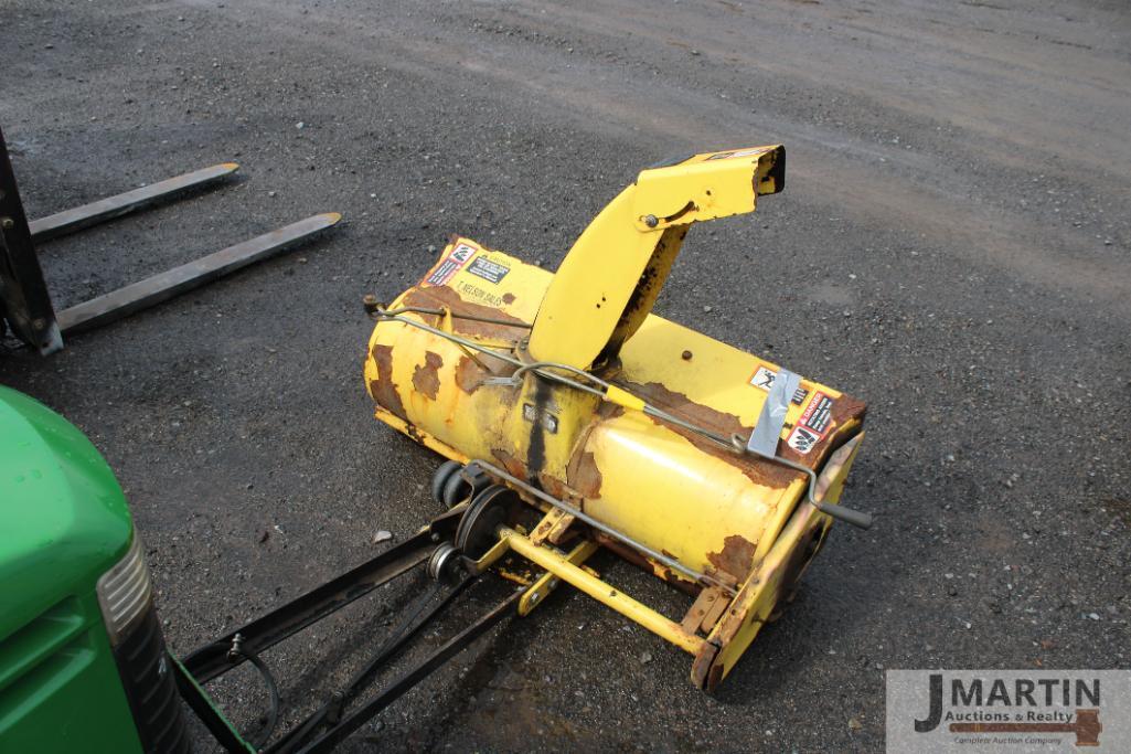 JD 335 riding mower