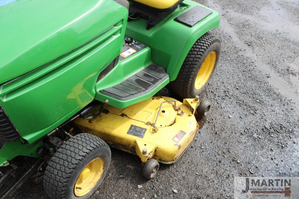 JD 335 riding mower