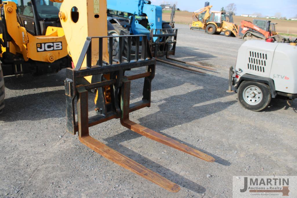 2018 JCB 507-42 telehandler