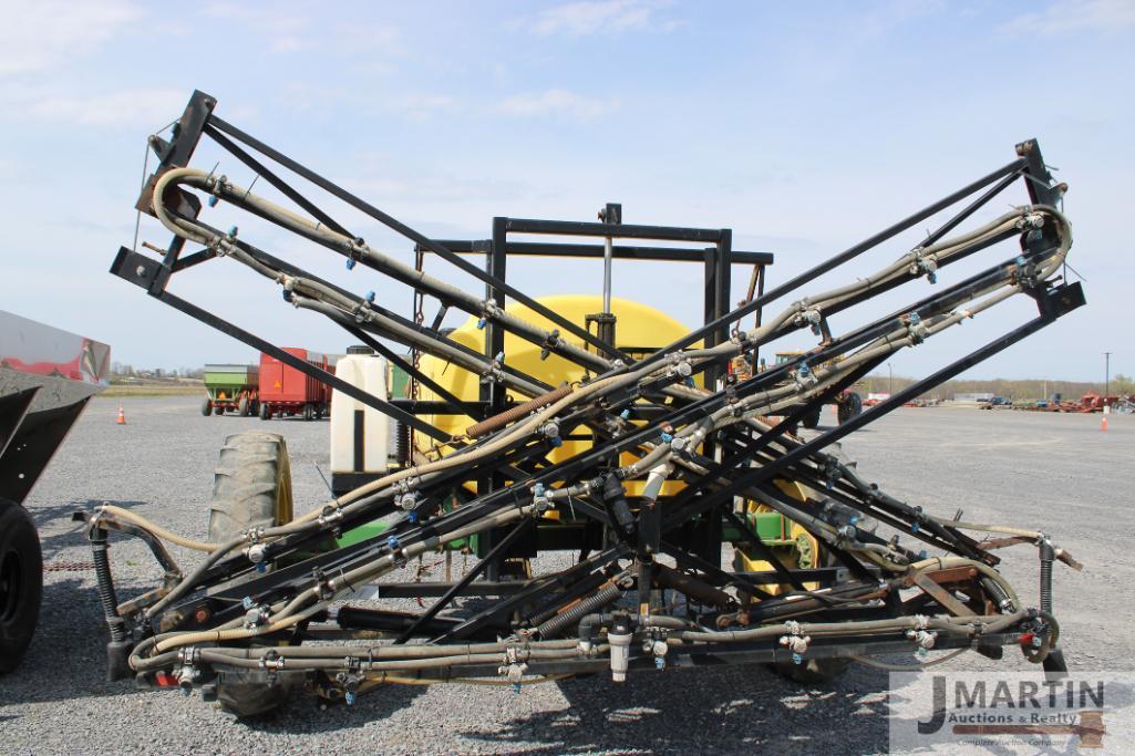 Bestway 750 pull type sprayer