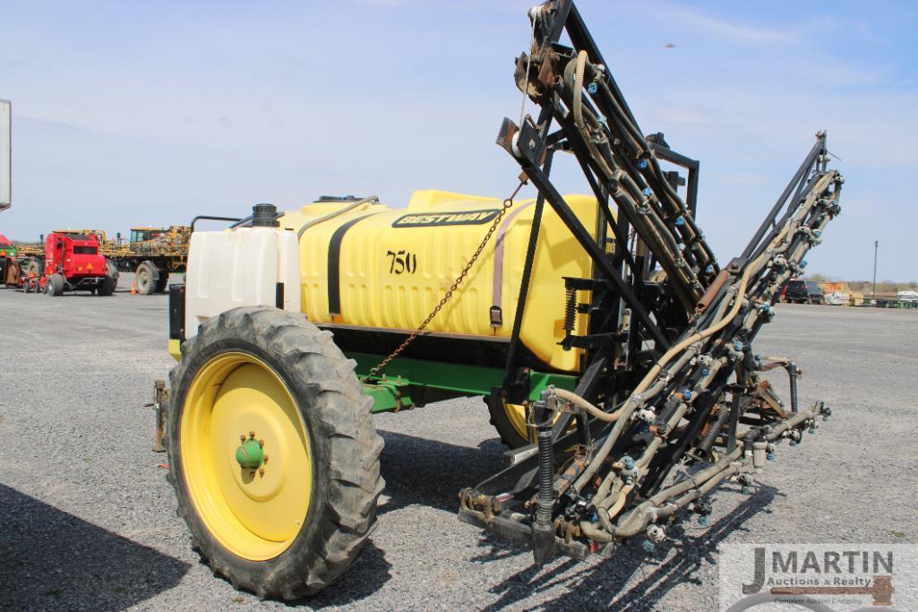 Bestway 750 pull type sprayer