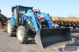 NH Work Master 95 tractor w/ NH 632TL loader