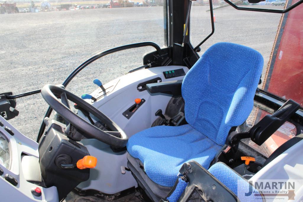 NH Work Master 95 tractor w/ NH 632TL loader
