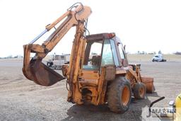 Case 580E backhoe