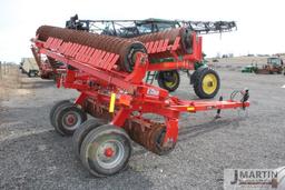 Krause 4400 34' X-fold packer