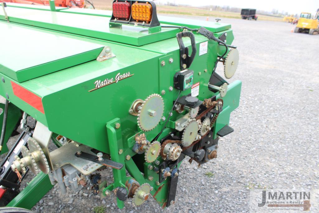 2019 Great Plains NTS2611 11' no-till grain drill