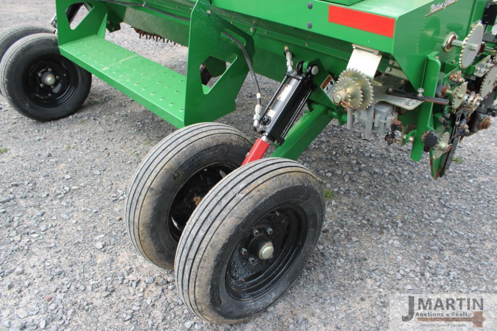 2019 Great Plains NTS2611 11' no-till grain drill