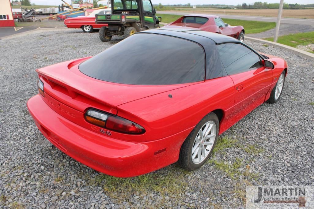 2000 Chevrolet Camaro SS car