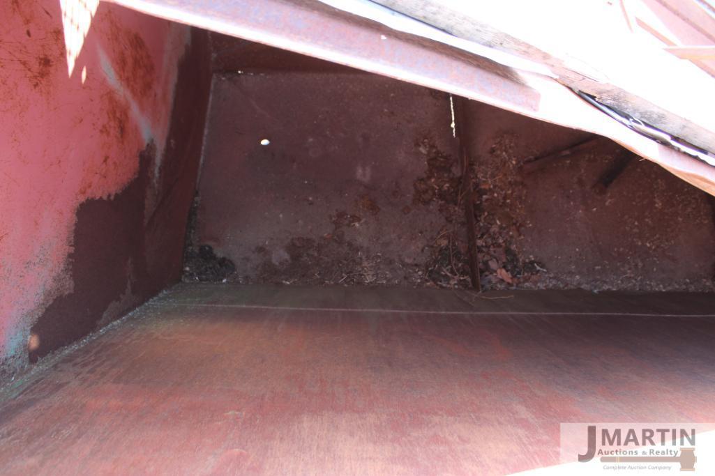 McConnel dump wagon