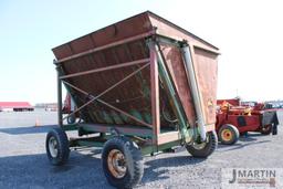 McConnel dump wagon