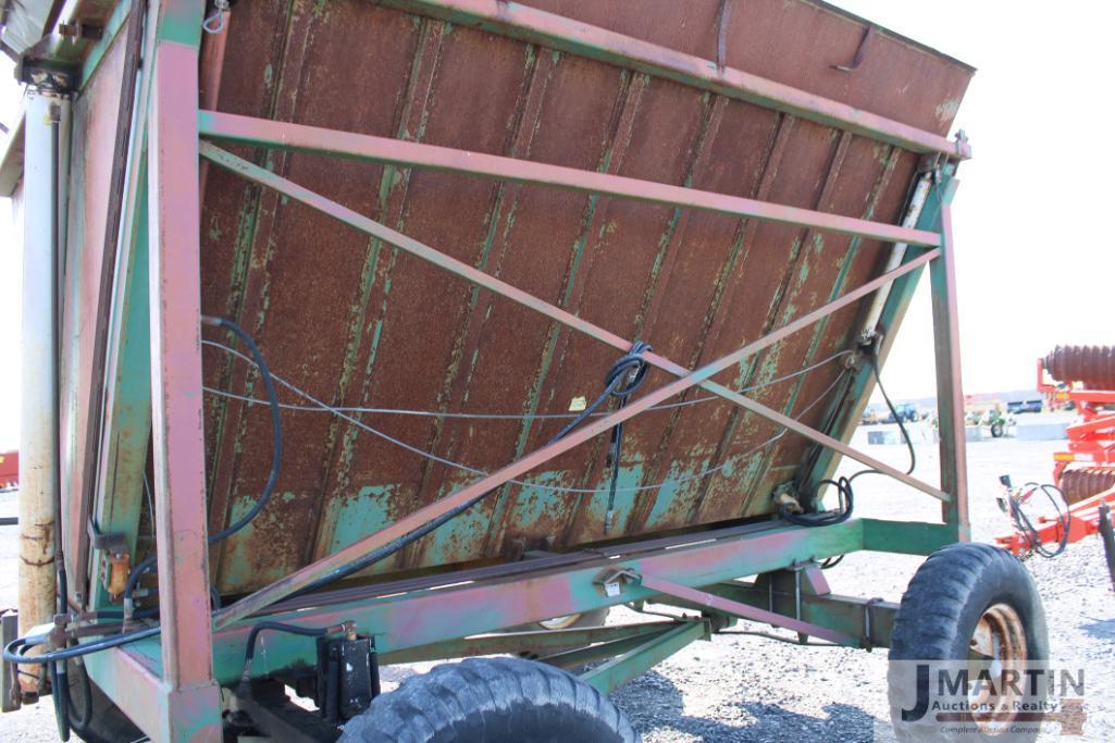 McConnel dump wagon